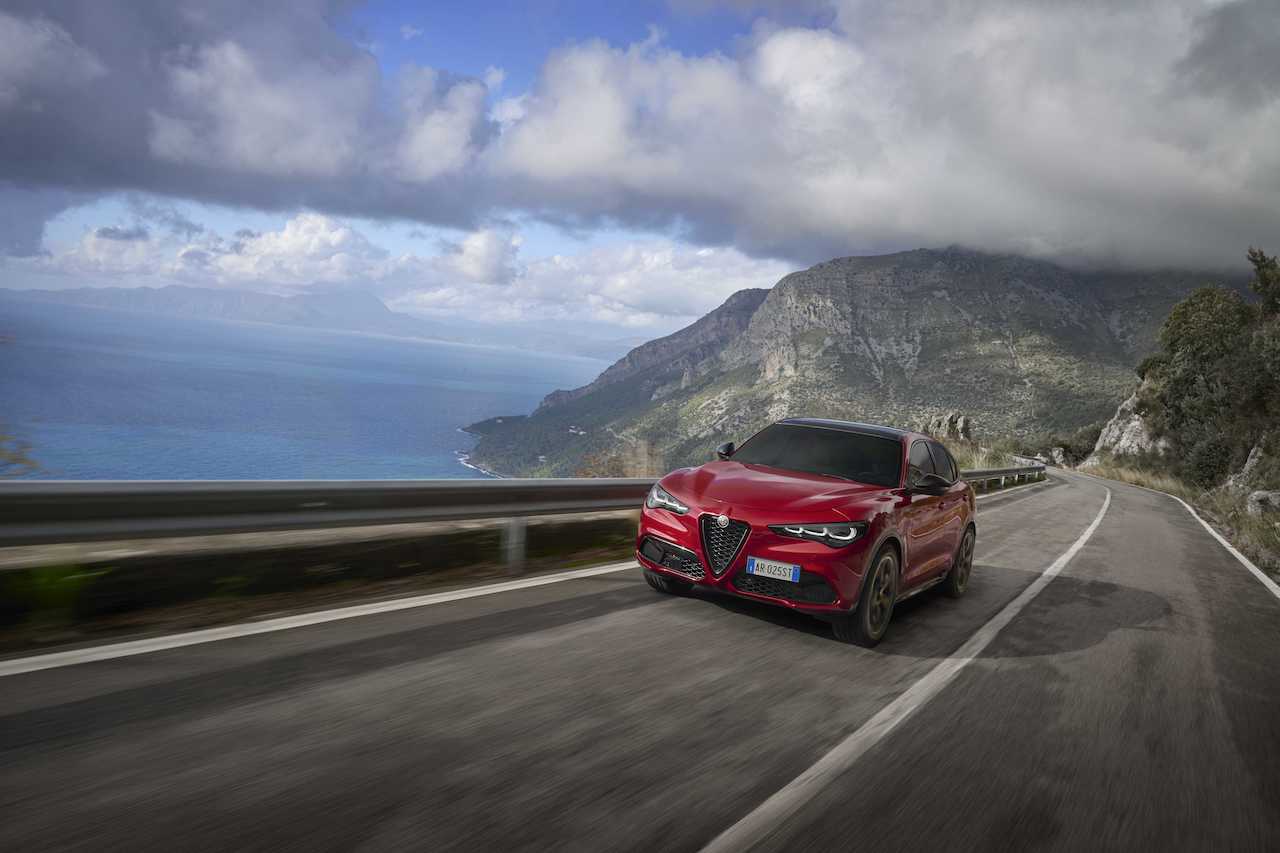 Alfa Romeo Stelvio_02